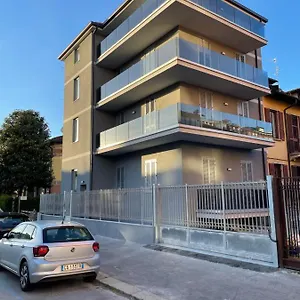 Carissimi 4 , Milan Italy