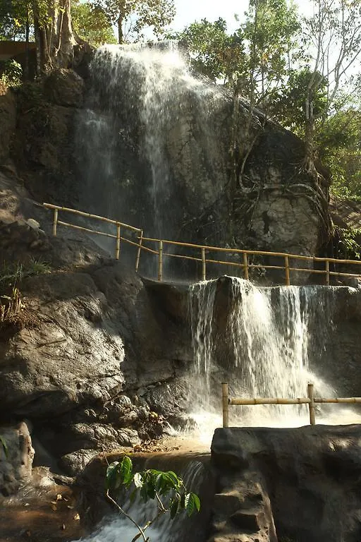 Resort Vythiri Village